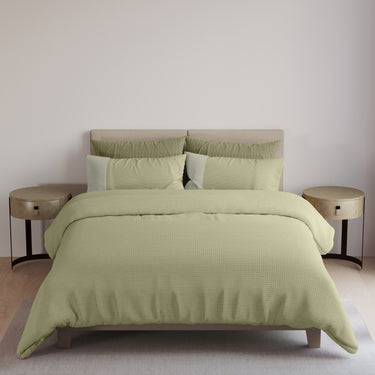 Eternia - 350 GSM Knitted CottonDouble Bed Bedcover (Green)