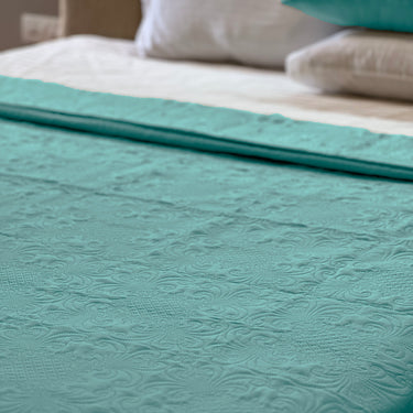 Sensation Ultrasonic Quilted  Bed Cover set (Aqua)