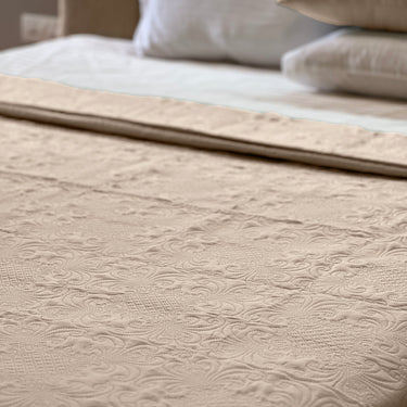 Sensation Ultrasonic Quilted  Bed Cover set(Beige)