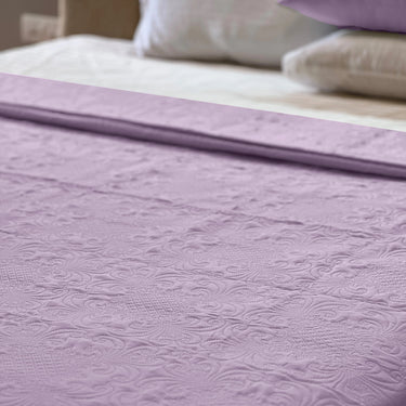 Sensation Quilted Bedcover cum AC comforter Set with 2 Pillow Covers.(Lilac)