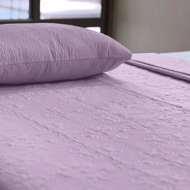 Sensation Quilted Bedcover cum AC comforter Set with 2 Pillow Covers.(Lilac)