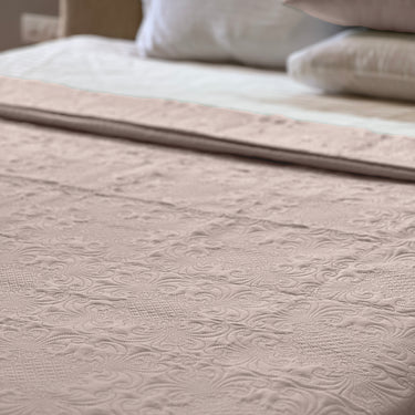 Sensation Ultrasonic Quilted  Bed Cover set(Mist)
