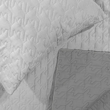 Aura Multi Needle Quilted, Reversible Bedcover (Silver & Grey)