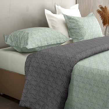 Aura Multi Needle Quilted, Reversible Bedcover (Pistachio & Grey)