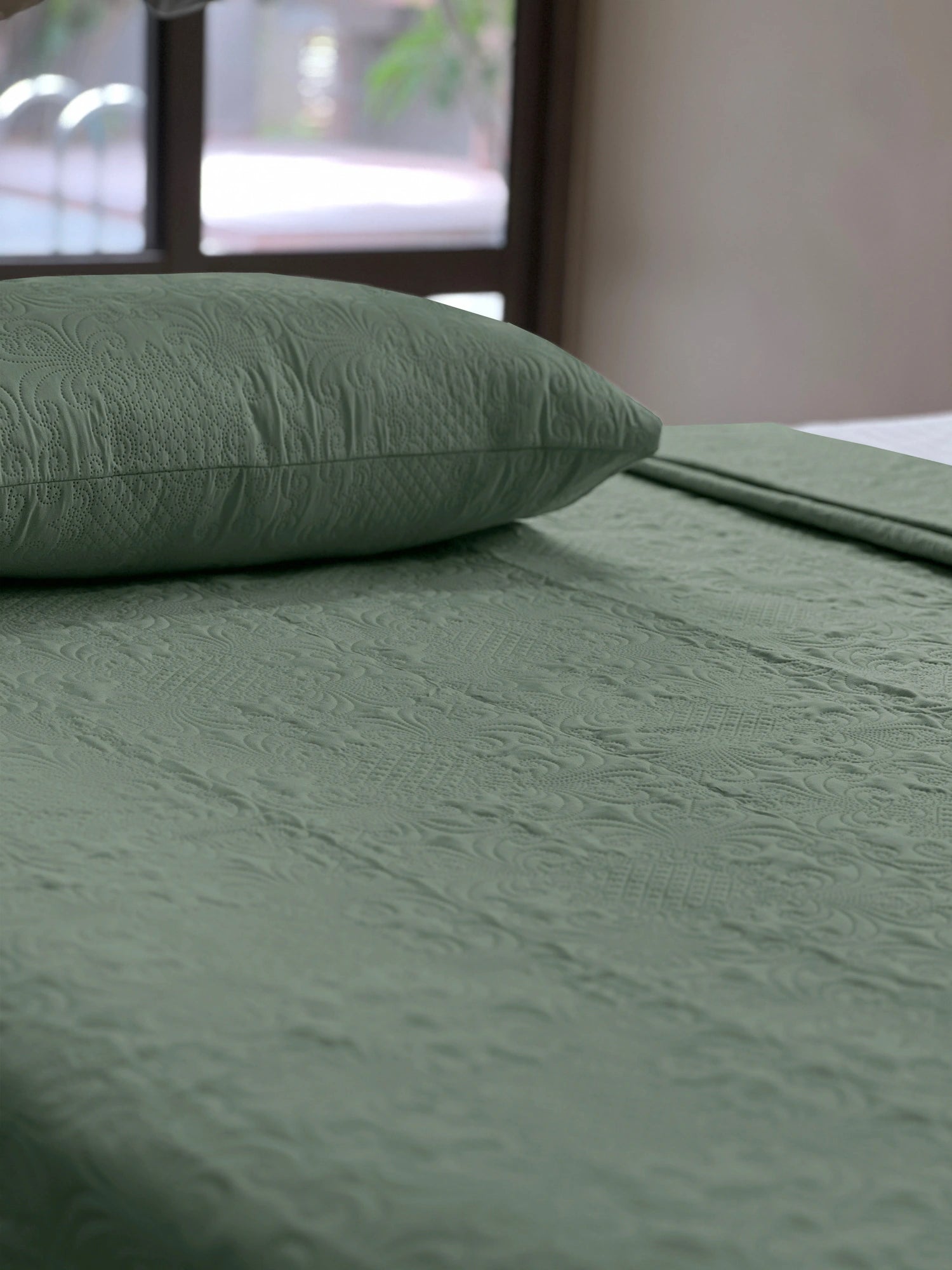 Sensation Ultrasonic Quilted  Bed Cover set (Olive Green)